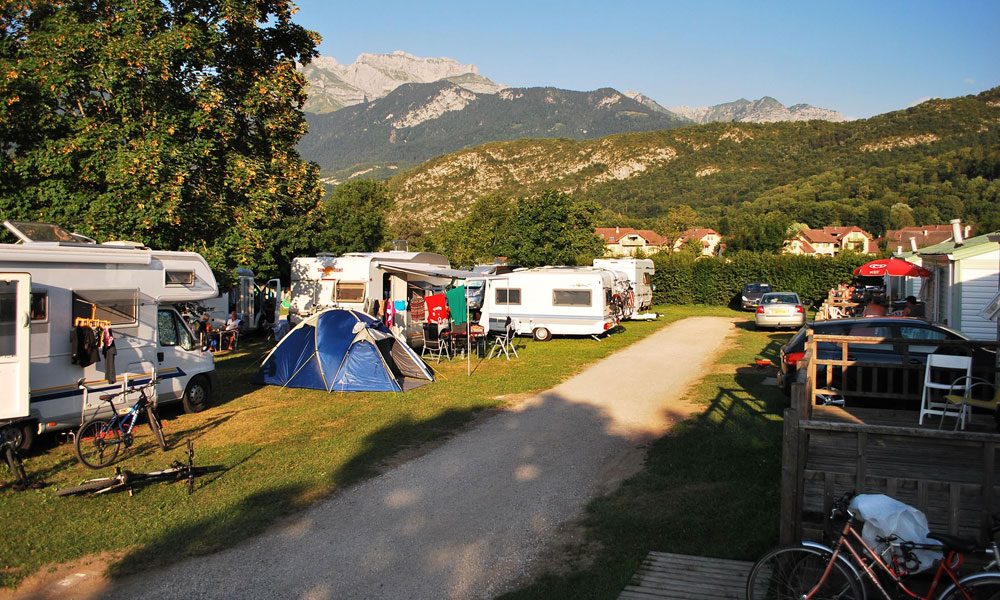 Camping Les Champs Fleuris