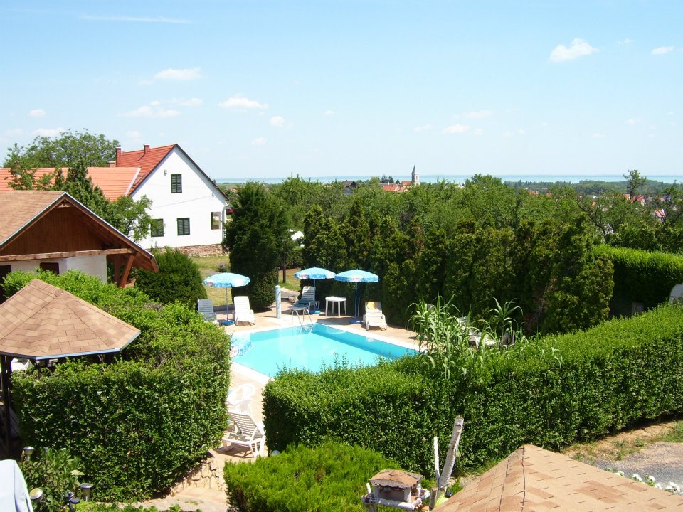 Mandel Camping