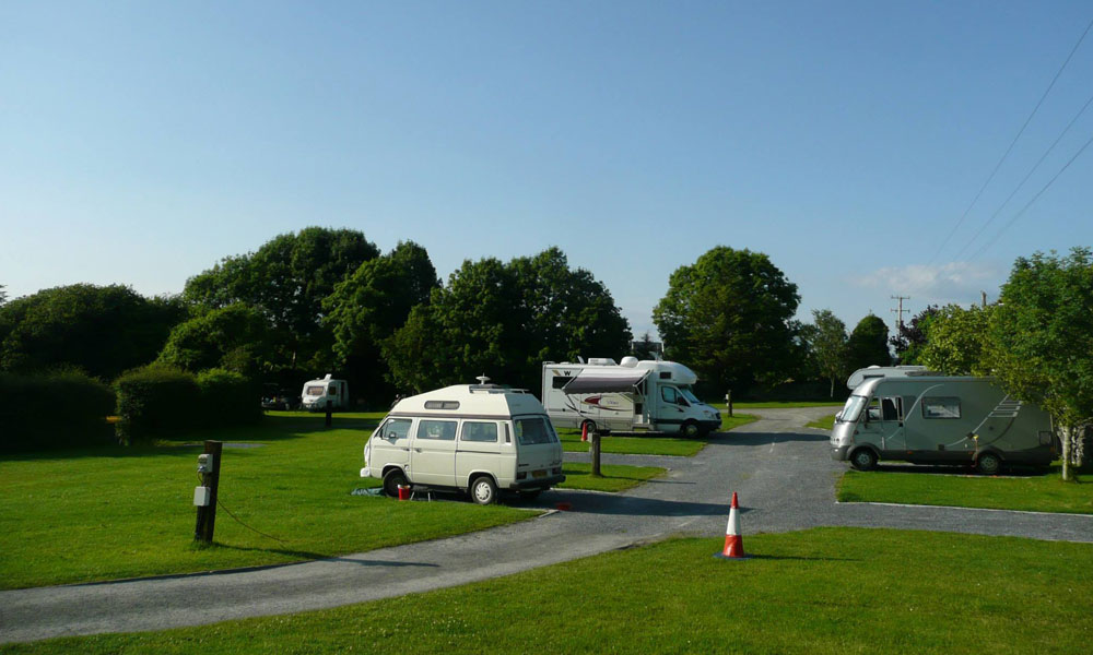 Corofin Hostel and Camping Park